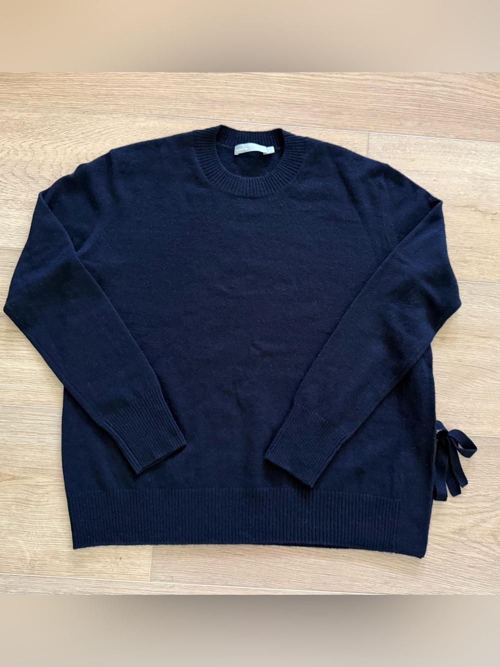 Vince 100% Cashmere Side Tie Bow Crewneck Sweater Small Navy - Picture 1 of 6